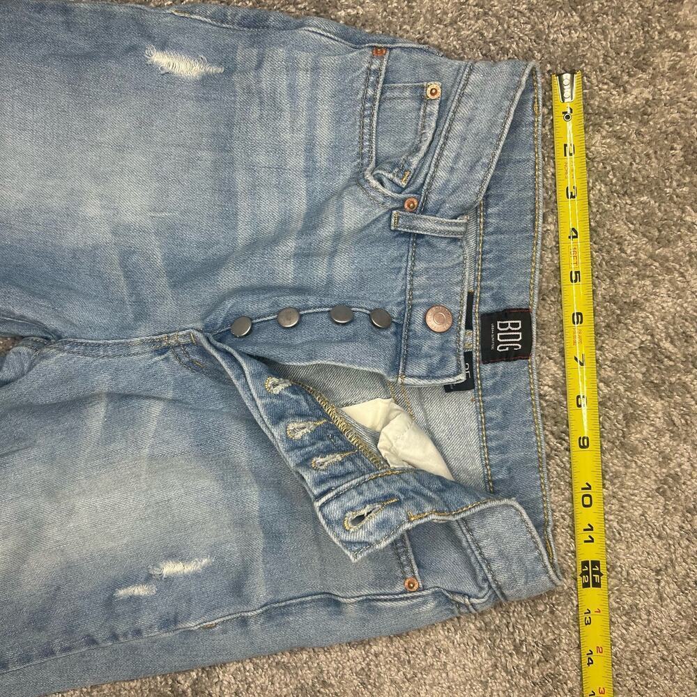 BDG Button Fly Size 25 Slim Straight Distressed Inseam 26